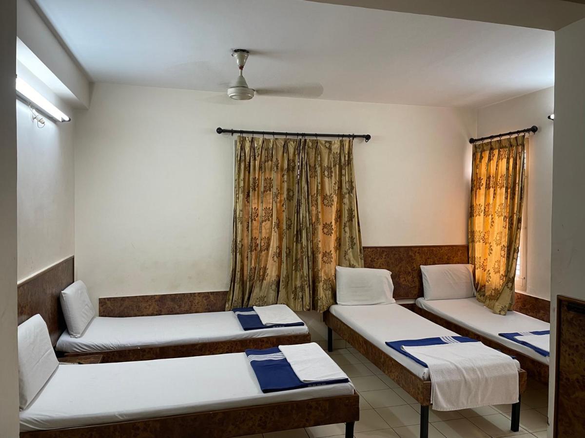 Sri Durgamba Lodge Бангалор Экстерьер фото